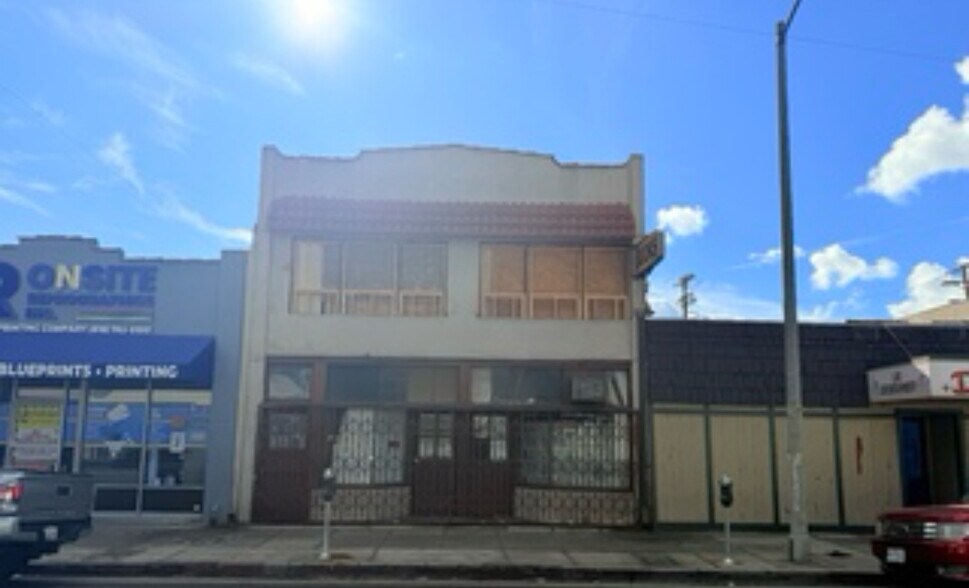 More Photos Of 14426 Friar St, Van Nuys Storefront For Sale