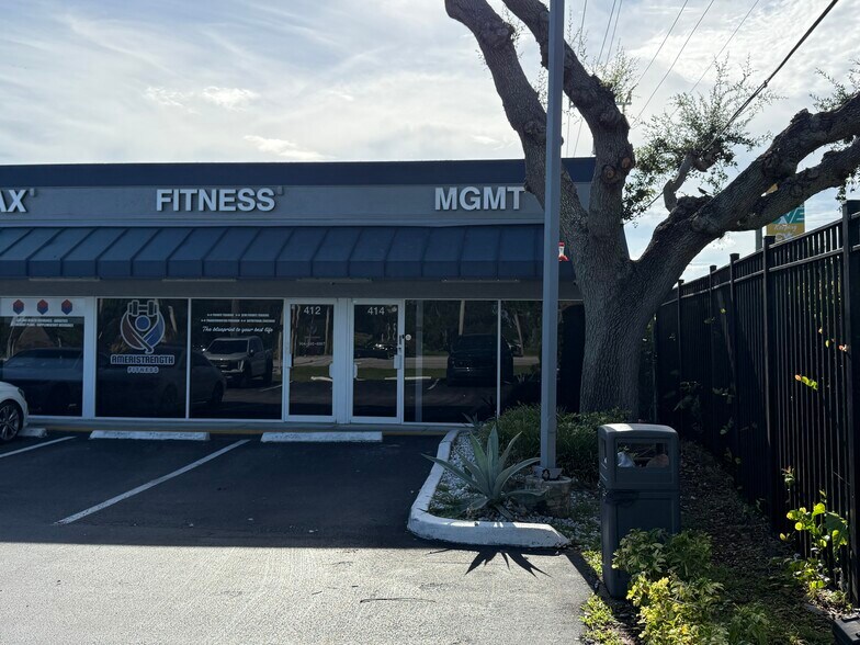 More Photos Of 404-414 S Powerline Rd, Deerfield Beach Unknown For Lease