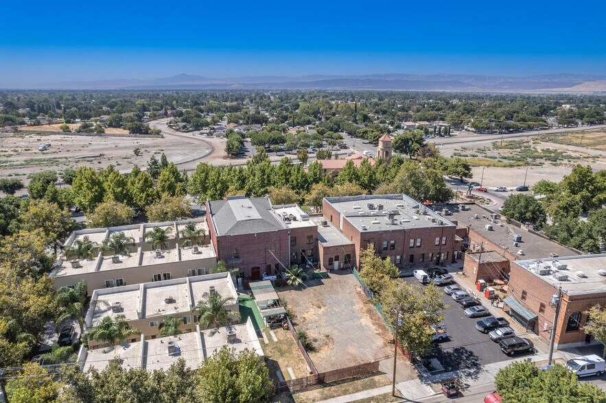 More Photos Of 23 E 6th St, Tracy Office For Lease