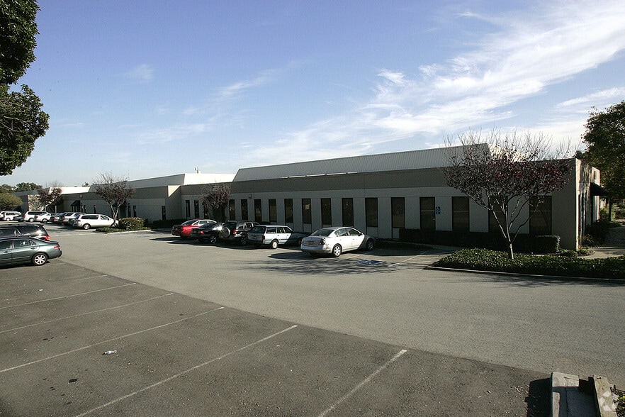 More Photos Of 1051-1099 Sneath Ln, San Bruno Light Distribution For Lease