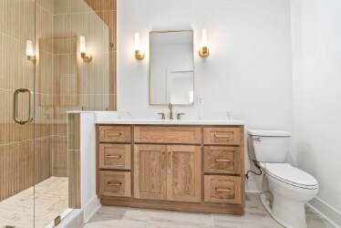 More Photos Of 580 Pride Ave, Auburn Specialty For Sale