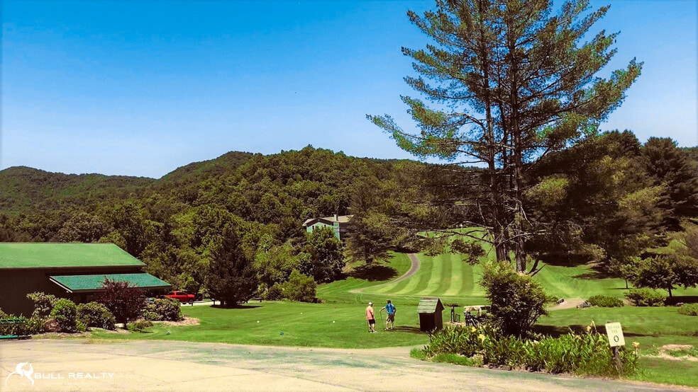 More Photos Of 341 Country Club Dr, Franklin Golf Course Driving Range For Sale