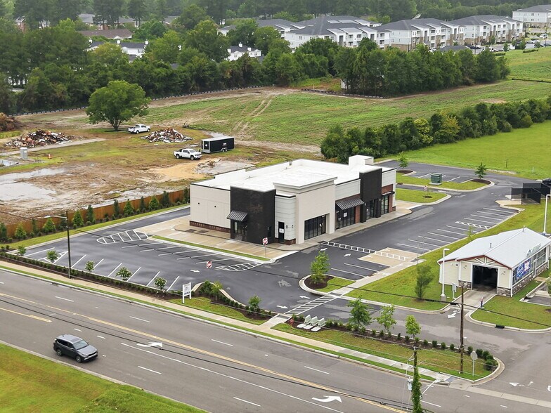 More Photos Of 2620 Dickinson Ave, Greenville Storefront For Lease