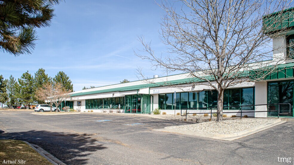 More Photos Of 2022 Helena St, Aurora Warehouse For Sale