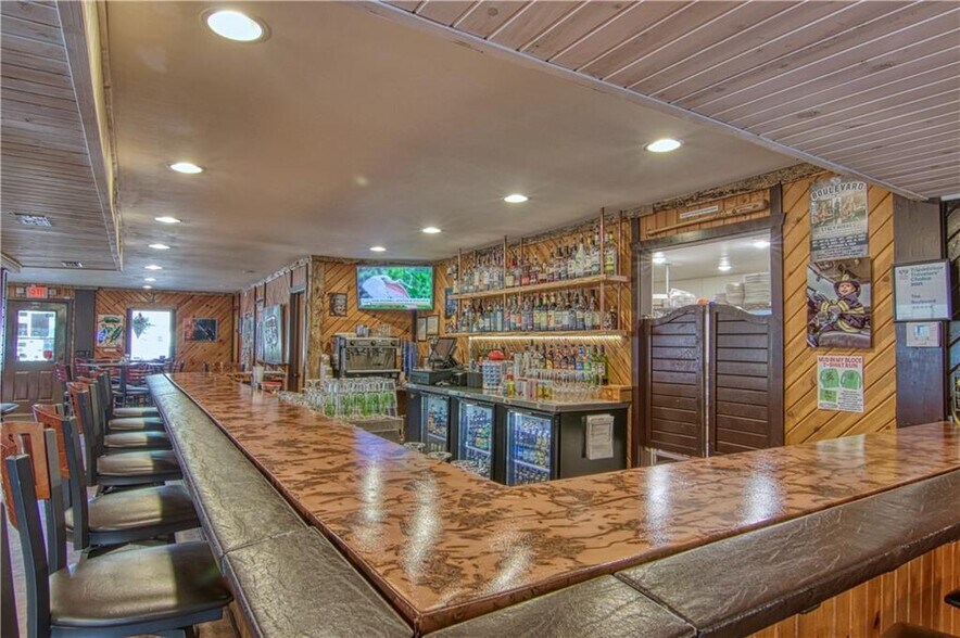 More Photos Of 14392 W County Road K, Hayward Restaurant For Sale