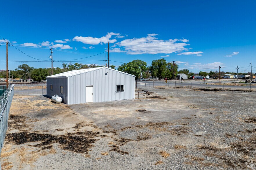More Photos Of 600 Industrial Way, Lovelock Warehouse For Sale