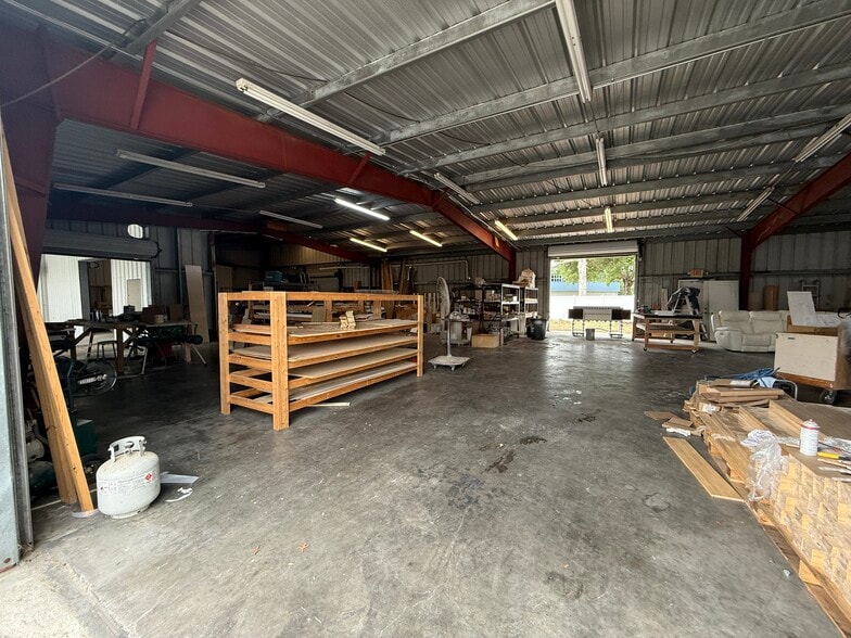 More Photos Of 1424 N Gulf Ave, Crystal River Self Storage For Sale