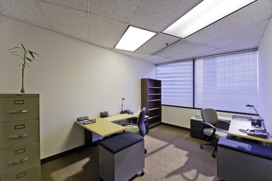 More Photos Of 1655 Fort Myer Dr, Arlington Office For Lease