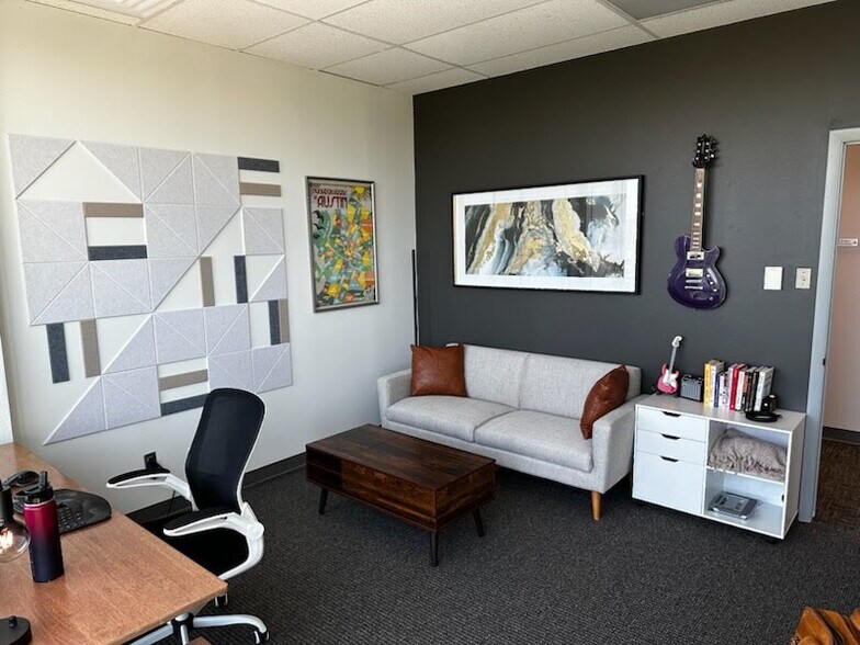 More Photos Of 1106 Clayton Ln, Austin Coworking Space