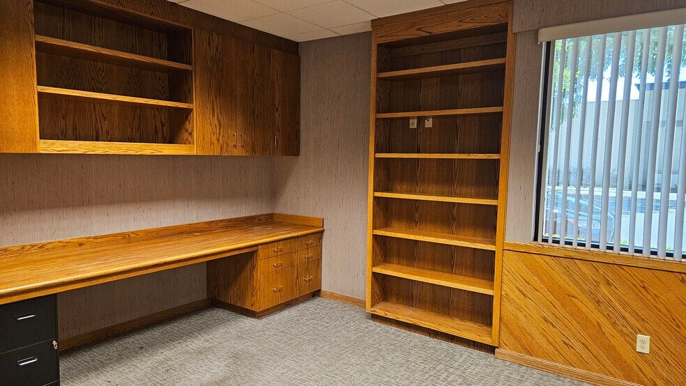 More Photos Of 1100 14th St, Modesto Office For Lease