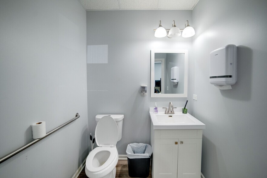 More Photos Of 10212 S Mandel St, Plainfield Warehouse For Sale