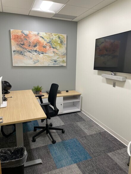 More Photos Of W6483 Design Dr, Greenville Industrial For Lease