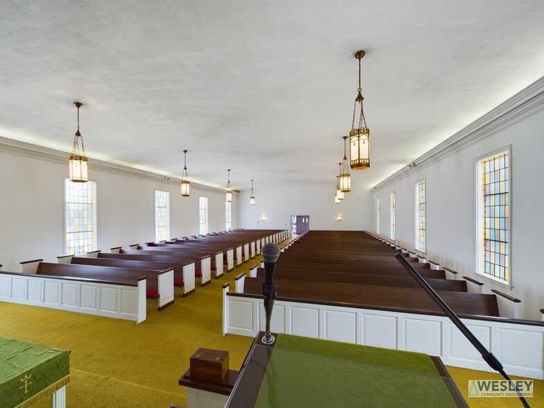 More Photos Of 2405 Bellemeade St, High Point Religious Facility For Sale