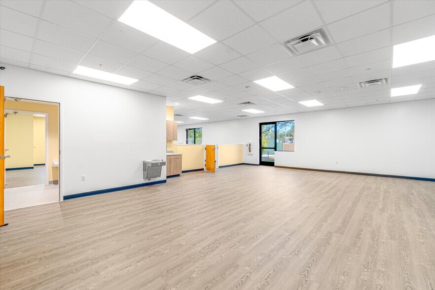 More Photos Of 481 Shores Blvd, Saint Augustine Medical For Sale