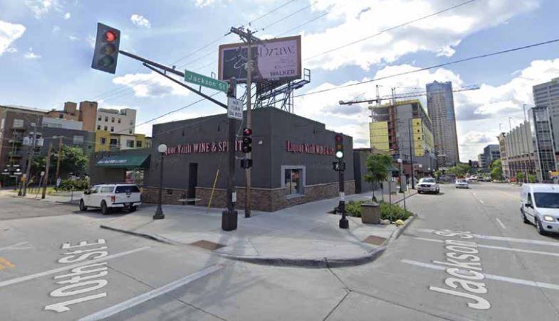 More Photos Of 170 E 10th St E, Saint Paul Freestanding For Lease