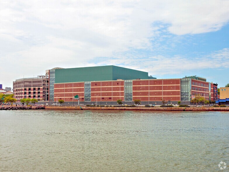 Primary Photo Of 517 E 116th St, New York Unknown For Lease