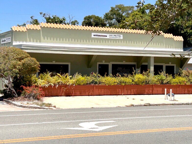 More Photos Of 712 16th St N, Saint Petersburg Medical For Lease