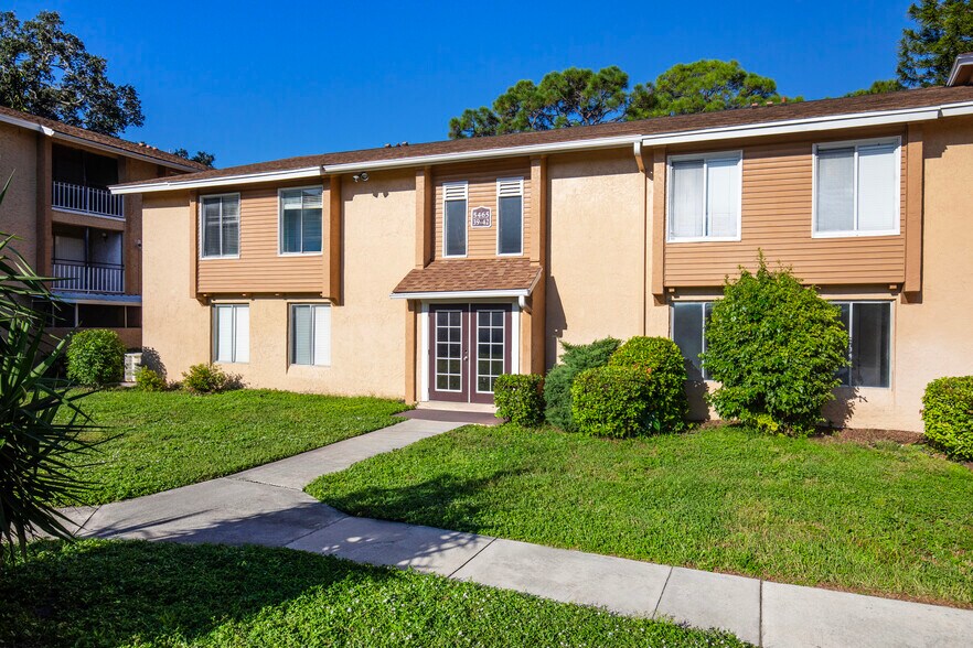More Photos Of 5473 27th St S, Saint Petersburg Apartments For Sale