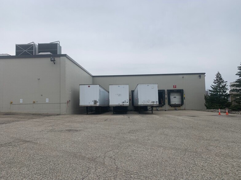 More Photos Of 5175 36th St SE, Grand Rapids Manufacturing For Lease