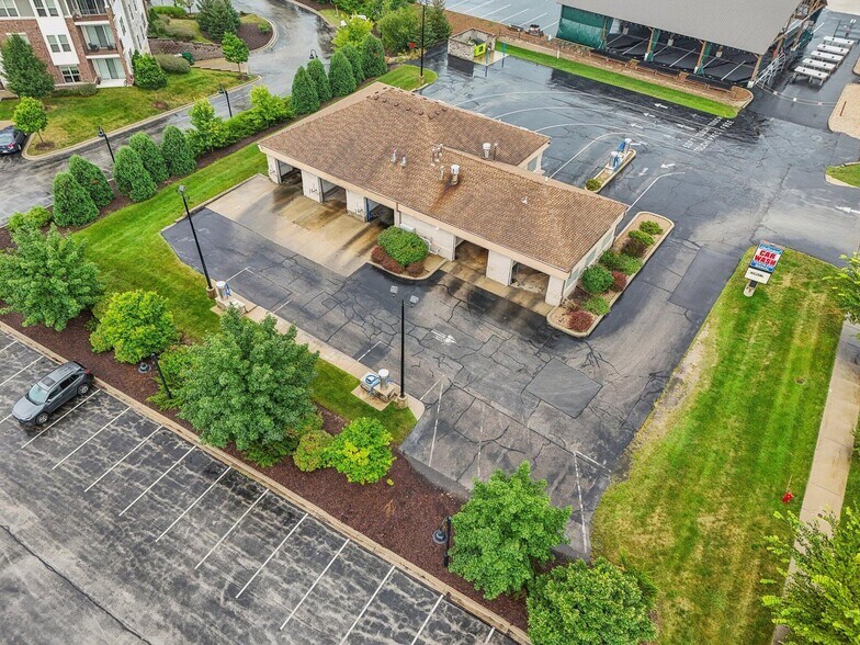 More Photos Of 14967 W National Ave, New Berlin Carwash For Sale