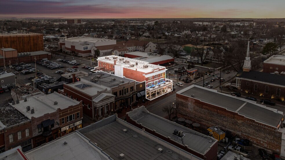 More Photos Of 125 W Central Ave, Bentonville Office For Sale