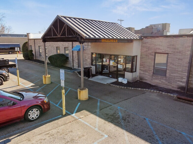 More Photos Of 25 E Willow St, Millburn Medical For Sale