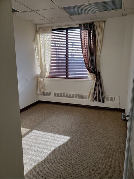 More Photos Of 161 Cherry St, New Canaan Office For Lease