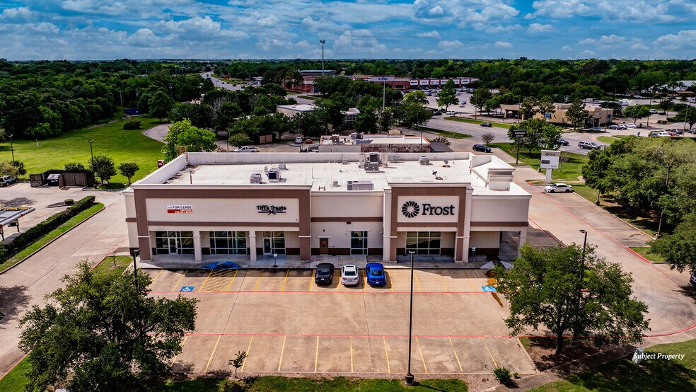 More Photos Of 201 S FM 270, League City Storefront For Lease