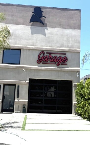 More Photos Of 3075 California St, Burbank Warehouse For Lease