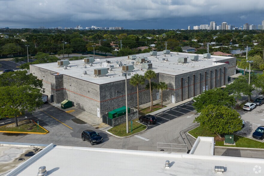 More Photos Of 3200-3400 N Federal Hwy, Fort Lauderdale Unknown For Lease