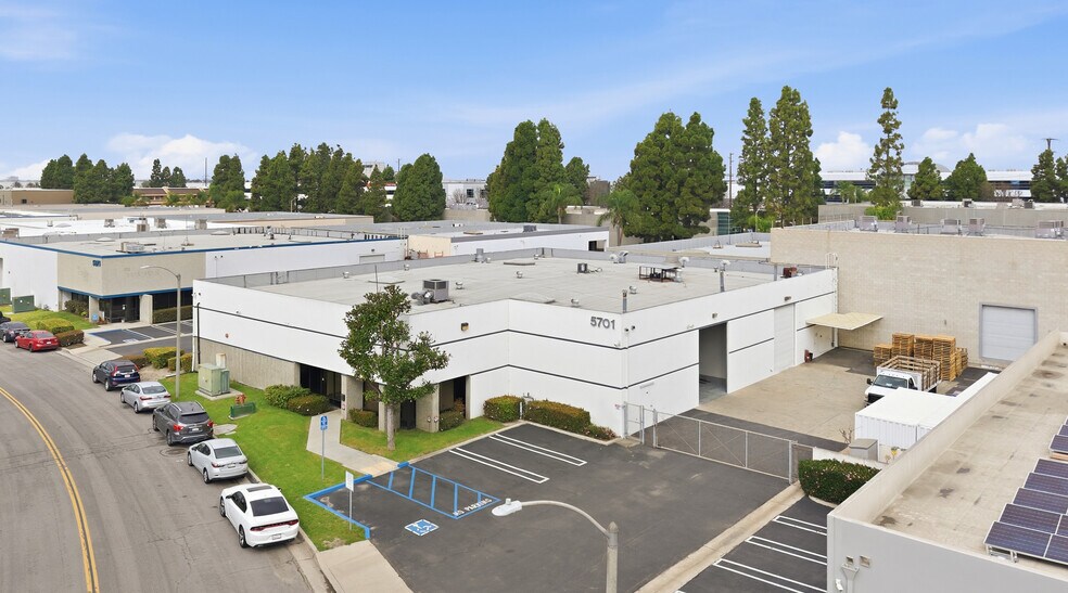 Primary Photo Of 5701 Engineer Dr, Huntington Beach Manufacturing For Lease