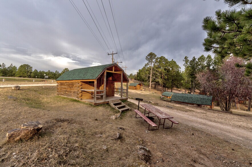 More Photos Of 1116 N 5th St, Custer Trailer Camper Park For Sale