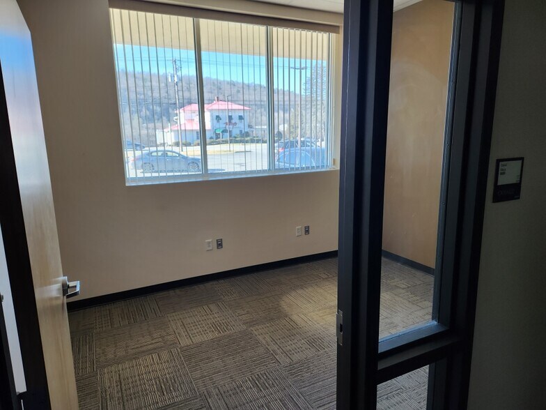 More Photos Of 941-947 State Route 17C, Owego Unknown For Lease