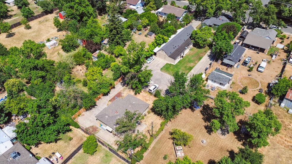 More Photos Of 2652 21st Ave, Sacramento Apartments For Sale