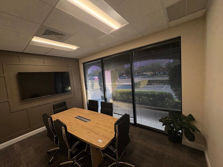 More Photos Of 4273 Northlake Blvd, Palm Beach Gardens Office For Lease