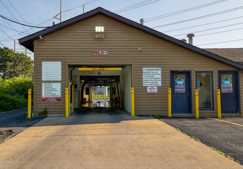More Photos Of 145 George St, Oswego Carwash For Sale