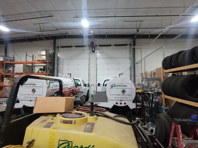 More Photos Of 3131 Halvor Ln, Superior Light Distribution For Lease