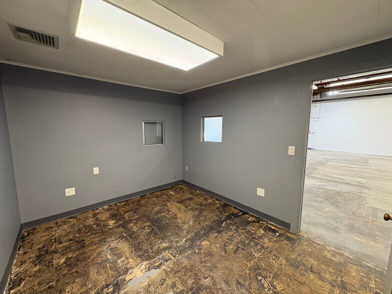 More Photos Of 815 Asbury Ave, Asbury Park Freestanding For Lease