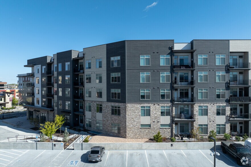 More Photos Of 168 E Midvillage Rd, Sandy Apartments For Lease