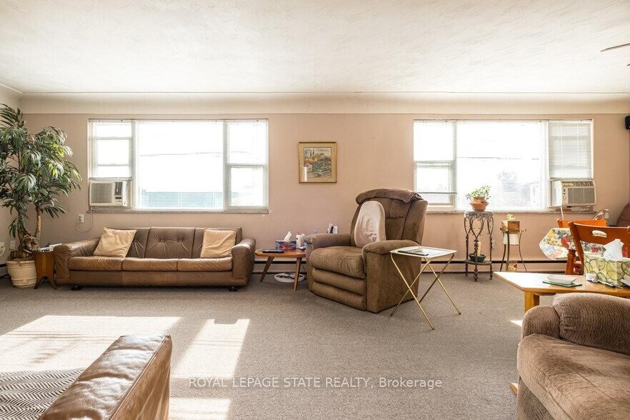 More Photos Of , Hamilton General Retail For Sale