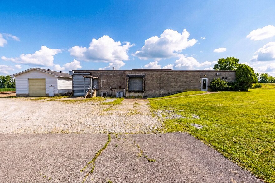 More Photos Of 2050 Sportys Dr, Batavia Warehouse For Sale