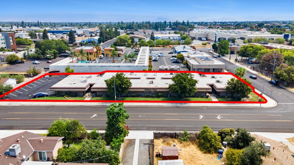 More Photos Of 1629 Pollasky Ave, Clovis Office For Sale