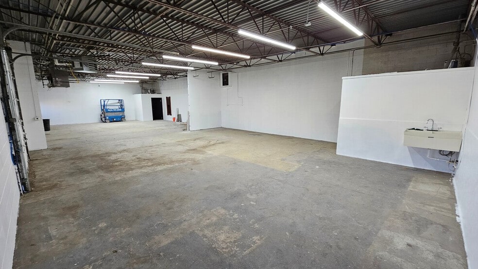 More Photos Of 7000 E 58th Ave, Commerce City Warehouse For Lease