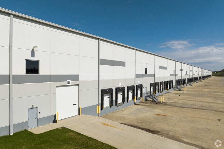 More Photos Of 201 Richard Knock Hwy, Walton Distribution For Lease