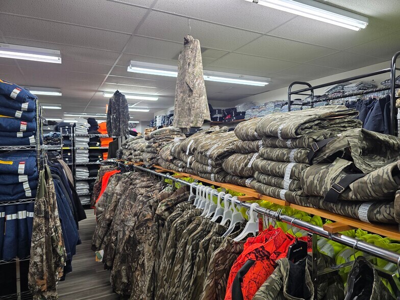 More Photos Of 2679 Industrial Park Rd, Mifflintown Storefront Retail Office For Sale