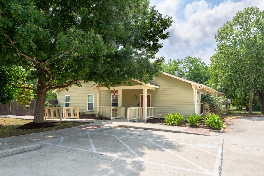 More Photos Of 1001 Crepe Myrtle St, San Marcos Assisted Living For Lease