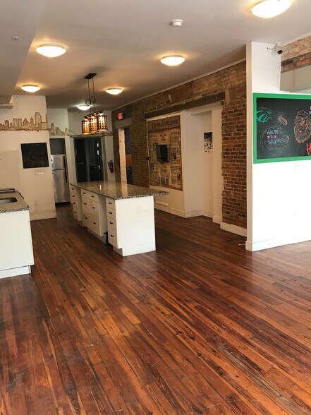 More Photos Of 17-19 N 2nd St, Philadelphia Apartments For Lease