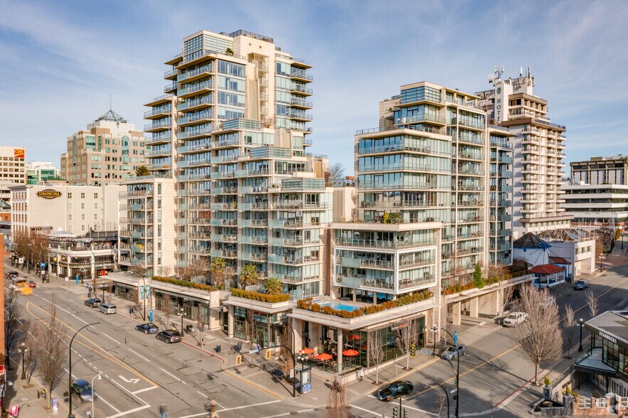 Primary Photo Of 707 Courtney St, Victoria Apartments For Lease