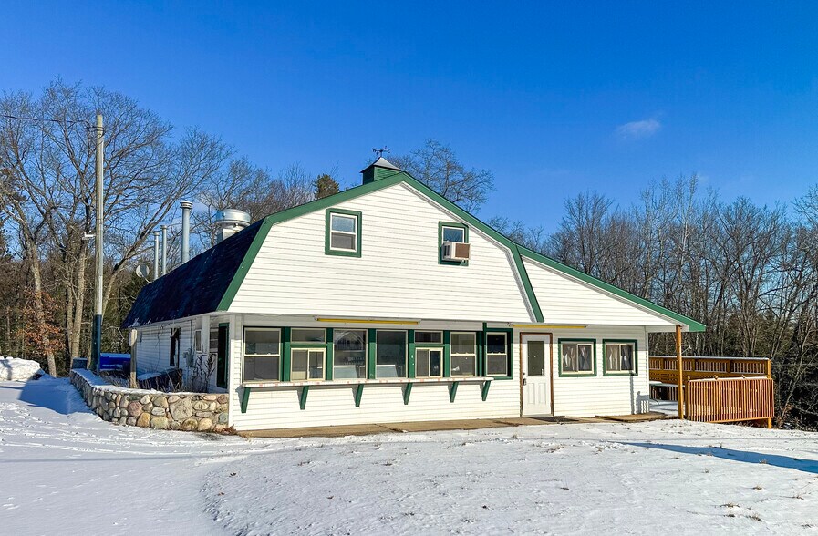Primary Photo Of 214 W Mount Maria Rd, Spruce Restaurant For Sale
