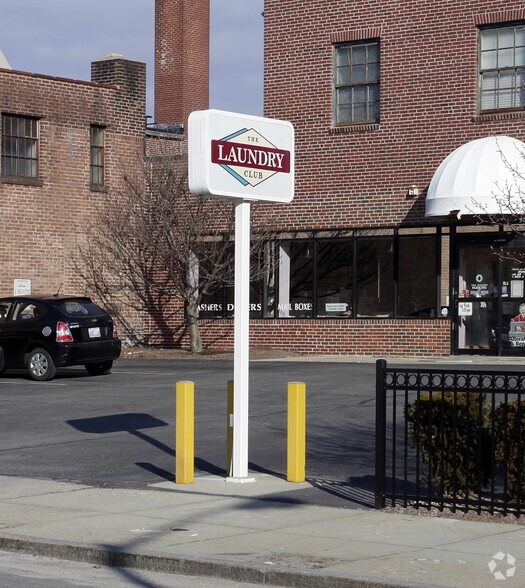More Photos Of 195-201 Wayland Ave, Providence Storefront Retail Office For Lease